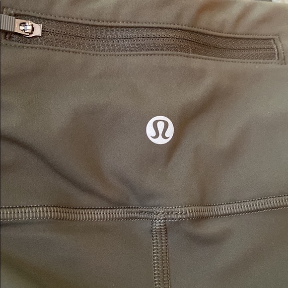 Lululemon zip the line leggings 4 - Picture 8 of 8